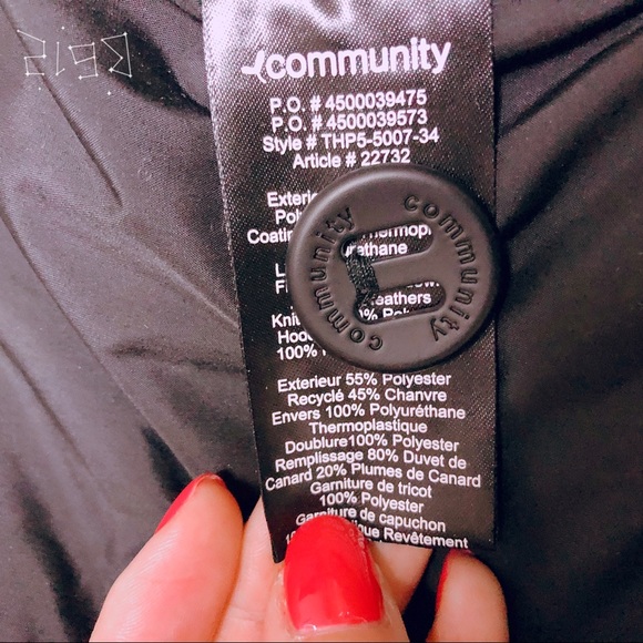 Community Aritzia Dark Green Down Like New - Picture 6 of 6